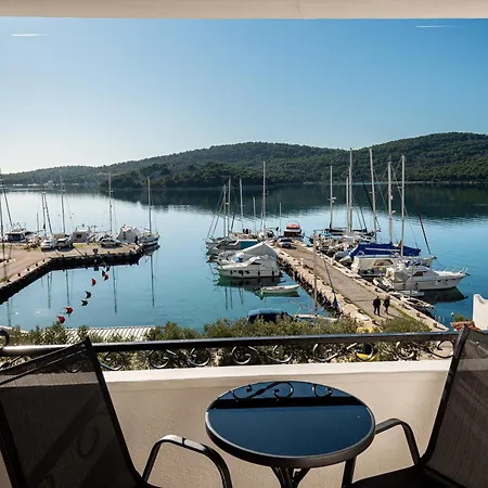 Black Pearl Tisno Exterior photo